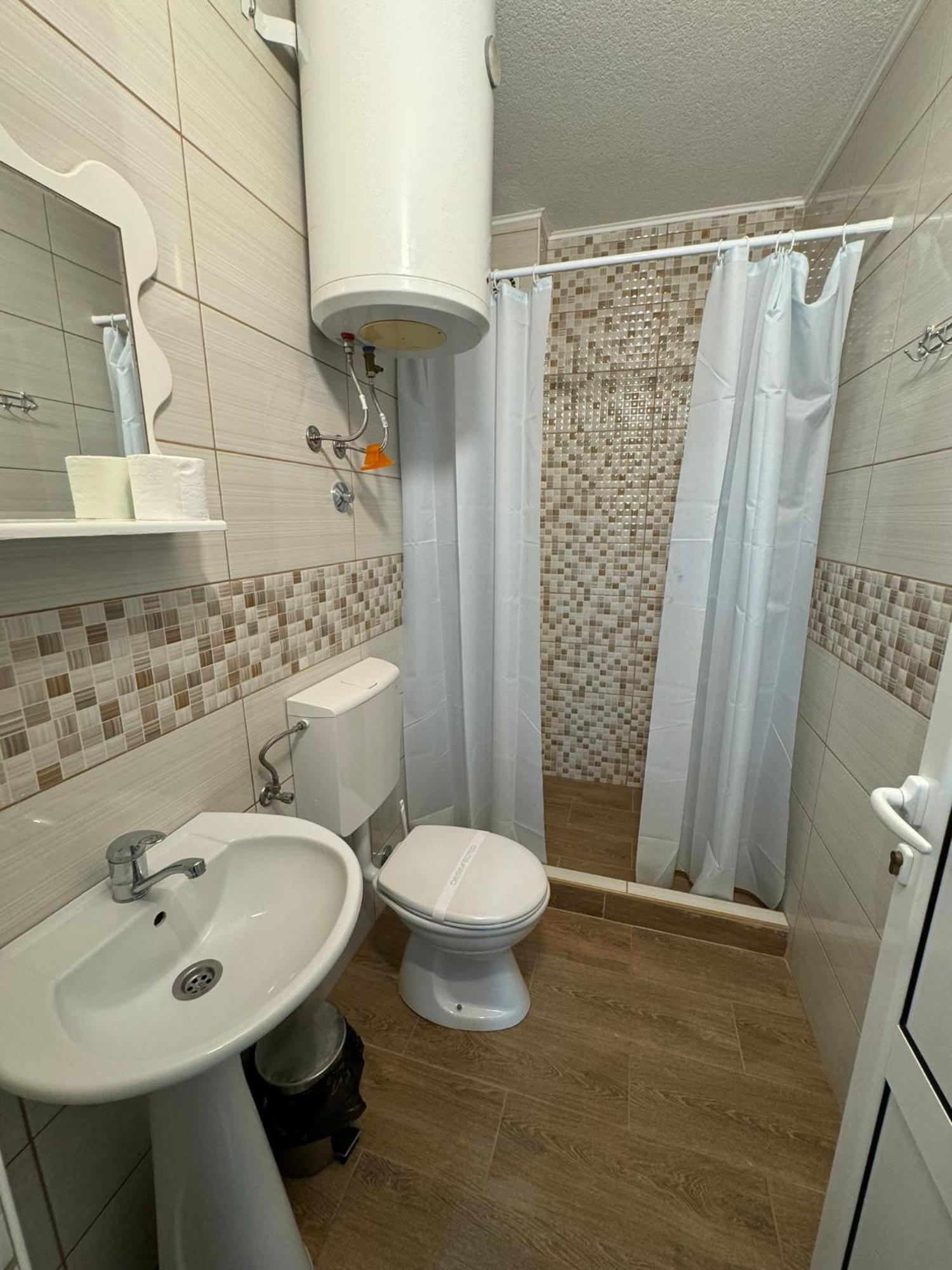 Berin Apartments ウルツィニ エクステリア 写真