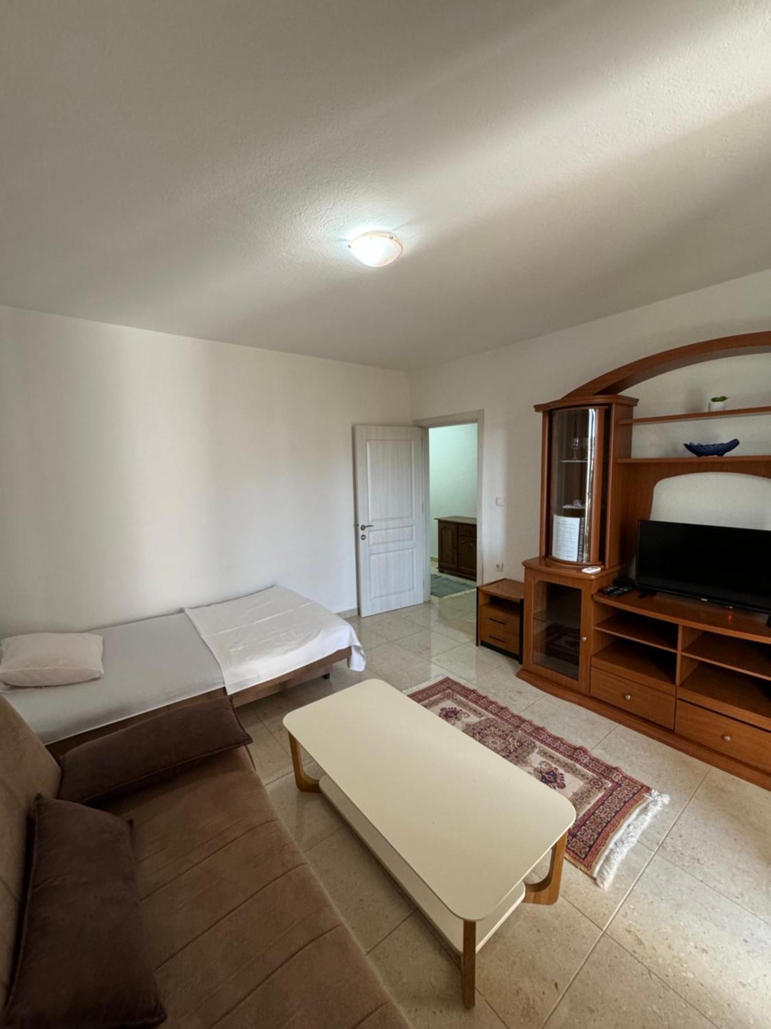 Berin Apartments ウルツィニ エクステリア 写真